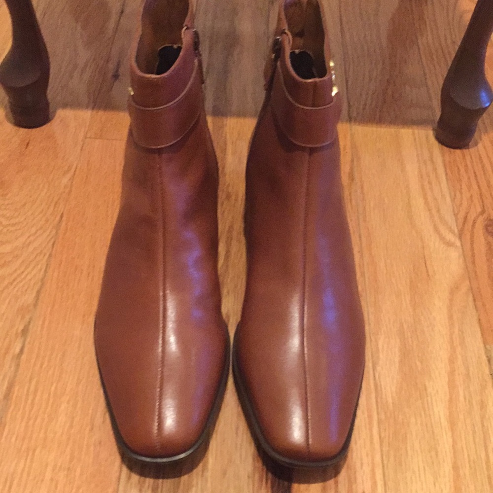 Talbots Lorro Whiskey color boot size 8